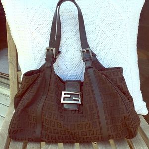 100 %Authentic Fendi Hobo Handbag Purse